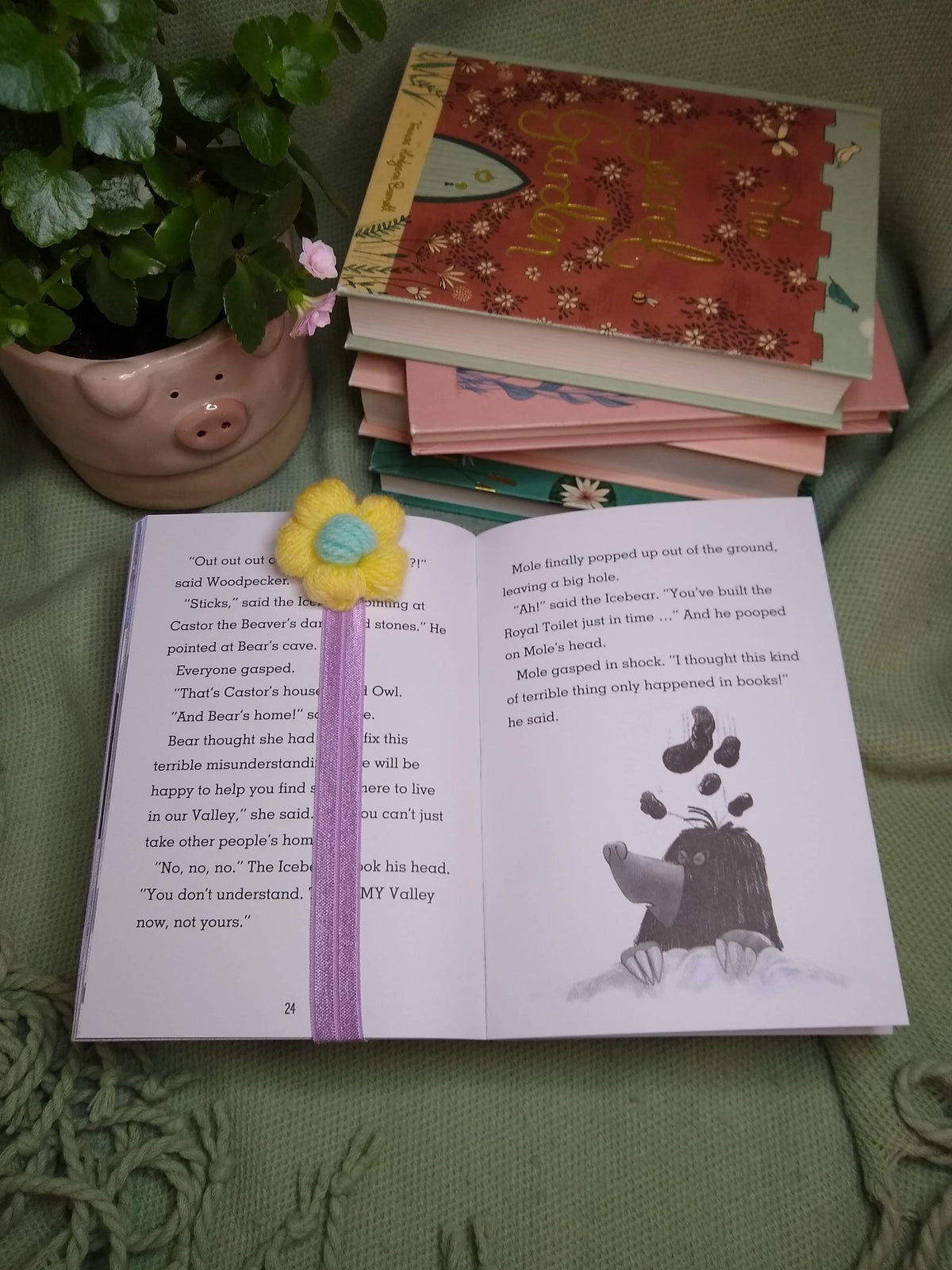 Puff Flower Kids Bookmark